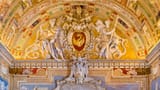 Palazzo-Boncompagni-Stemma-di-Papa-Gregorio-XIII-nel-soffitto-dei-Musei-Vaticani