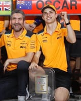 f1-drivers-neck-is-a-unit-v0-qvj